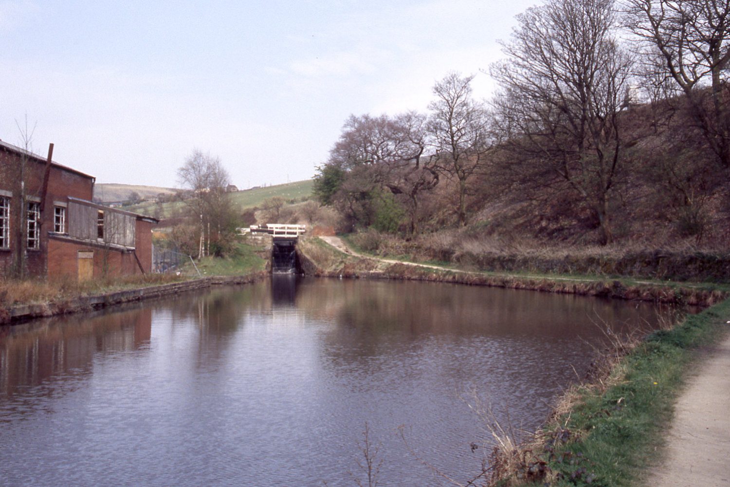 huddersfield 16B
