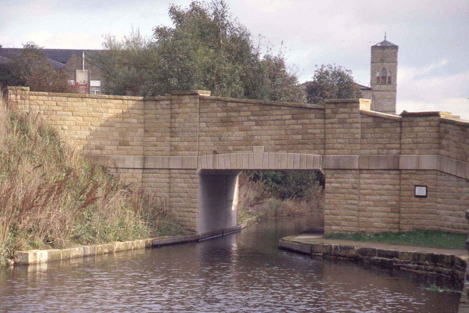 huddersfield 27B