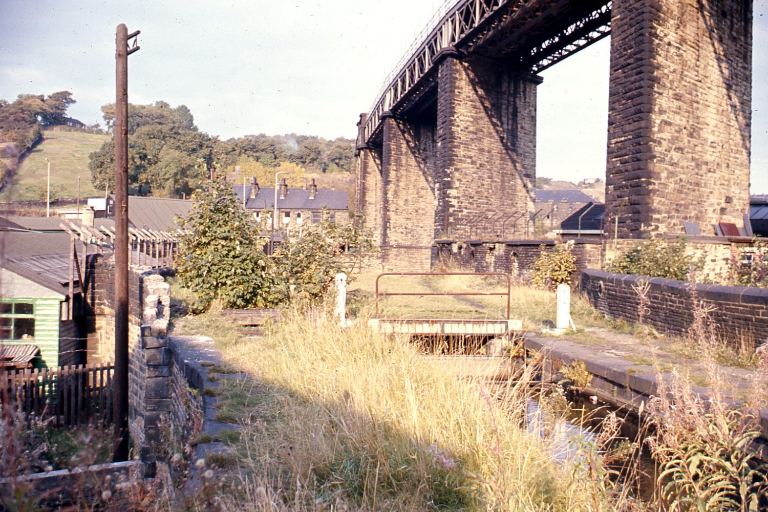huddersfield 32A