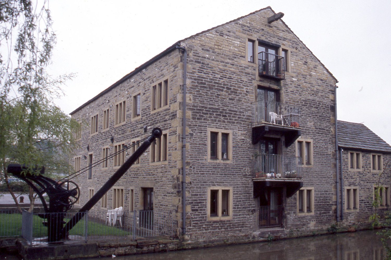 huddersfield 38B